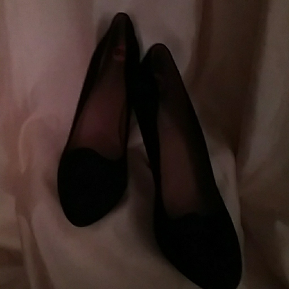 Cynthia Rowley black suede shoes 39.5 (9.5)